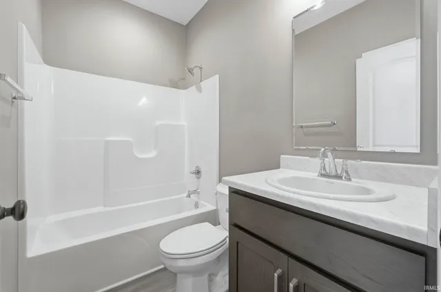 $359,900 | 1201 Zenos Boulevard, Fort Wayne, IN 46818