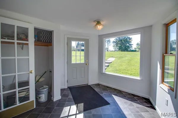 $160,000 | 5158 South Mississippi River Road, Golden Eagle, IL 62036