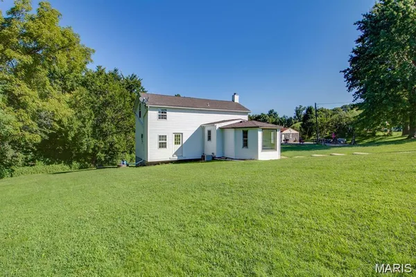 $160,000 | 5158 South Mississippi River Road, Golden Eagle, IL 62036