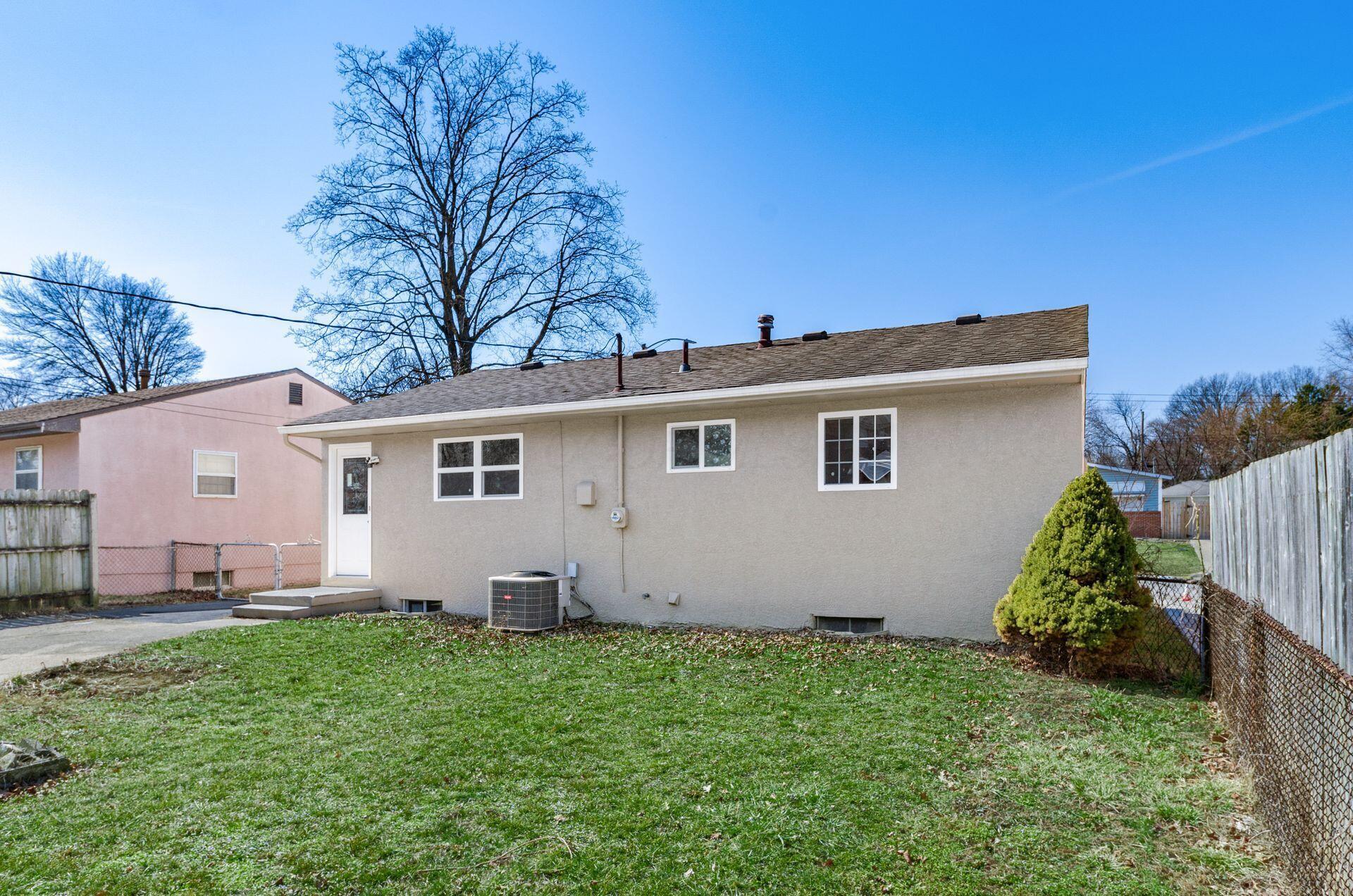 1488 Bycroft Road Columbus, OH 43206 - Photo 25 of 26 Back of the House
