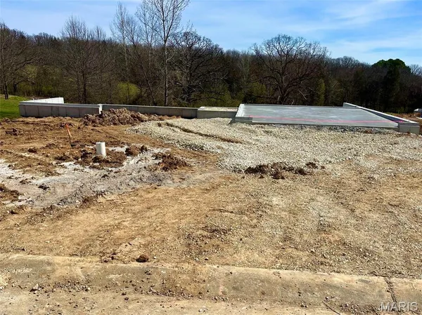 $320,400 | 774 Sydney Court, Washington, MO 63090