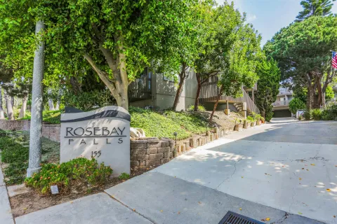 $585,000 | 155 Rosebay Drive, Unit 37, Encinitas, CA 92024