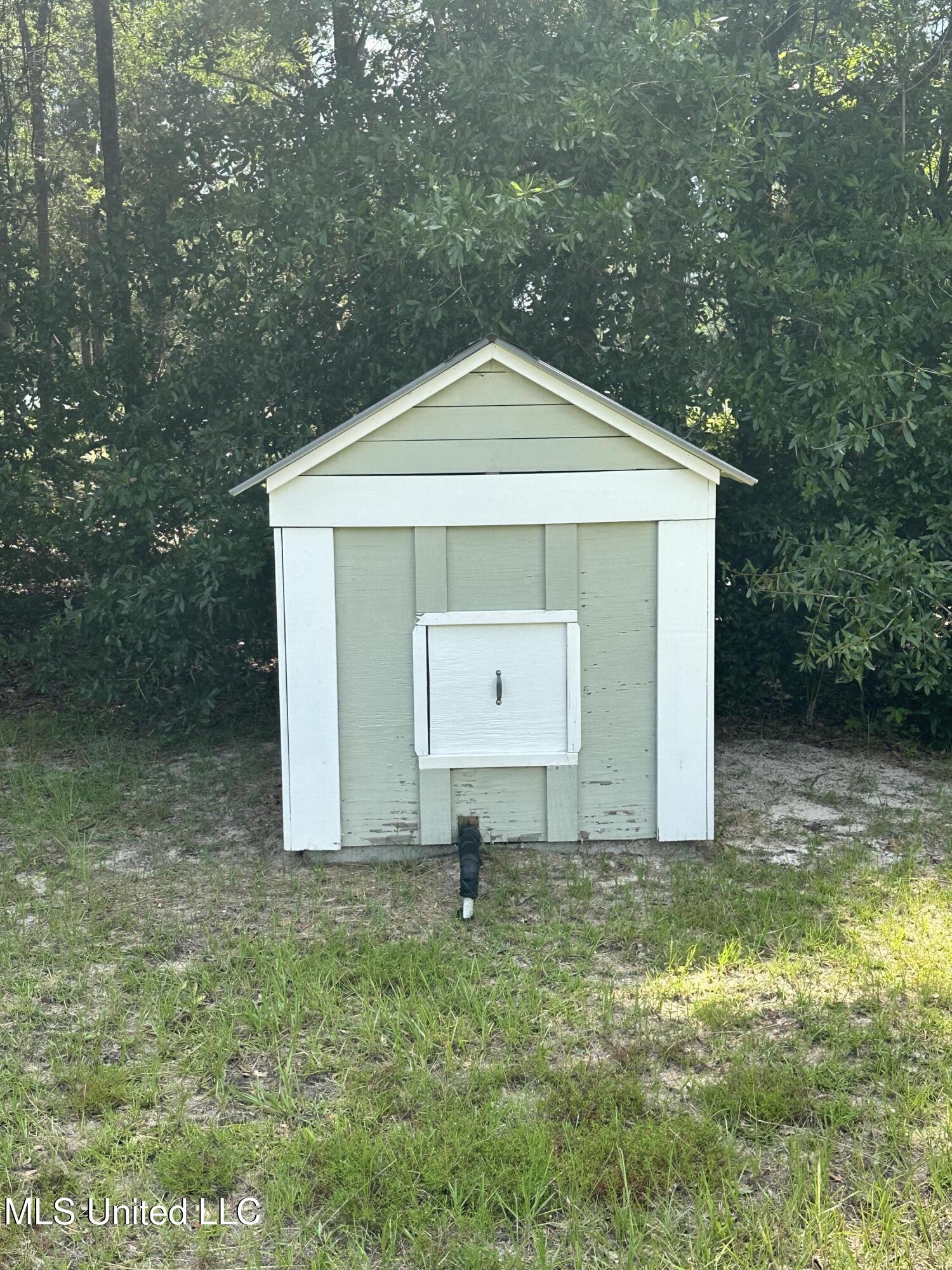 219 Waterwell Road Lucedale, MS 39452 - Photo 21 of 25 IMG_2668