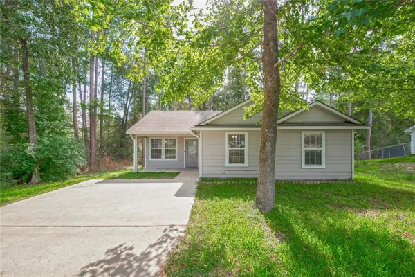 $1,500 | 10680 Royal York Drive, Conroe, TX 77303