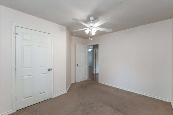 $1,500 | 10680 Royal York Drive, Conroe, TX 77303