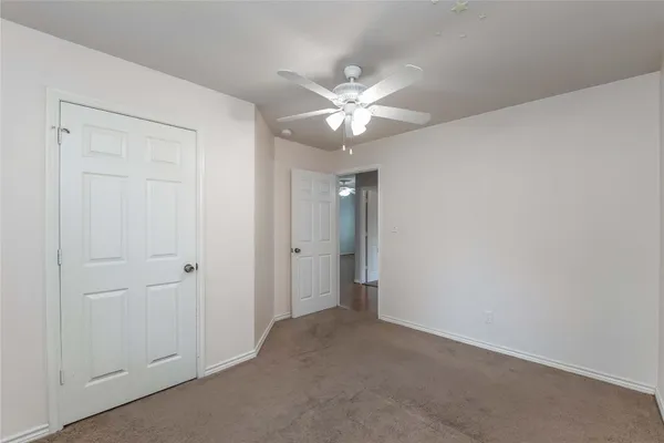 $1,500 | 10680 Royal York Drive, Conroe, TX 77303