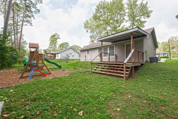 $1,500 | 10680 Royal York Drive, Conroe, TX 77303