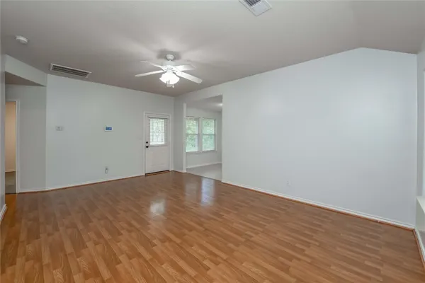 $1,500 | 10680 Royal York Drive, Conroe, TX 77303