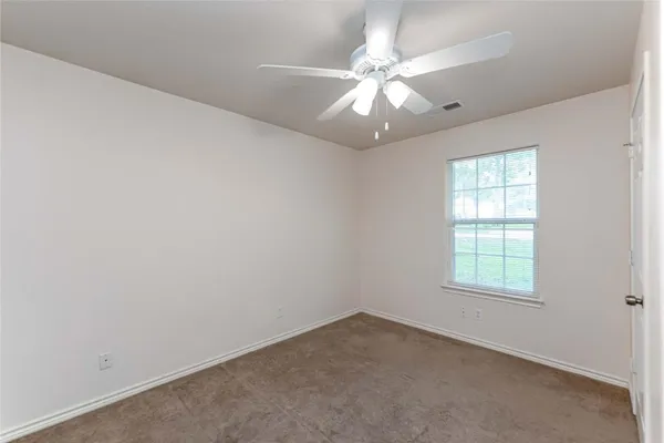 $1,500 | 10680 Royal York Drive, Conroe, TX 77303