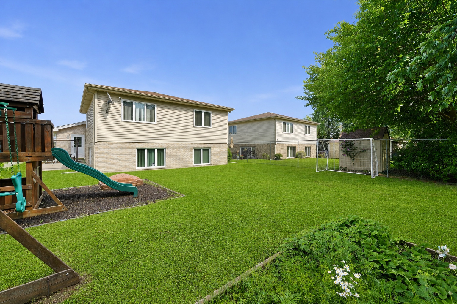 7516 Odell Avenue Bridgeview, IL 60455 - Photo 34 of 40