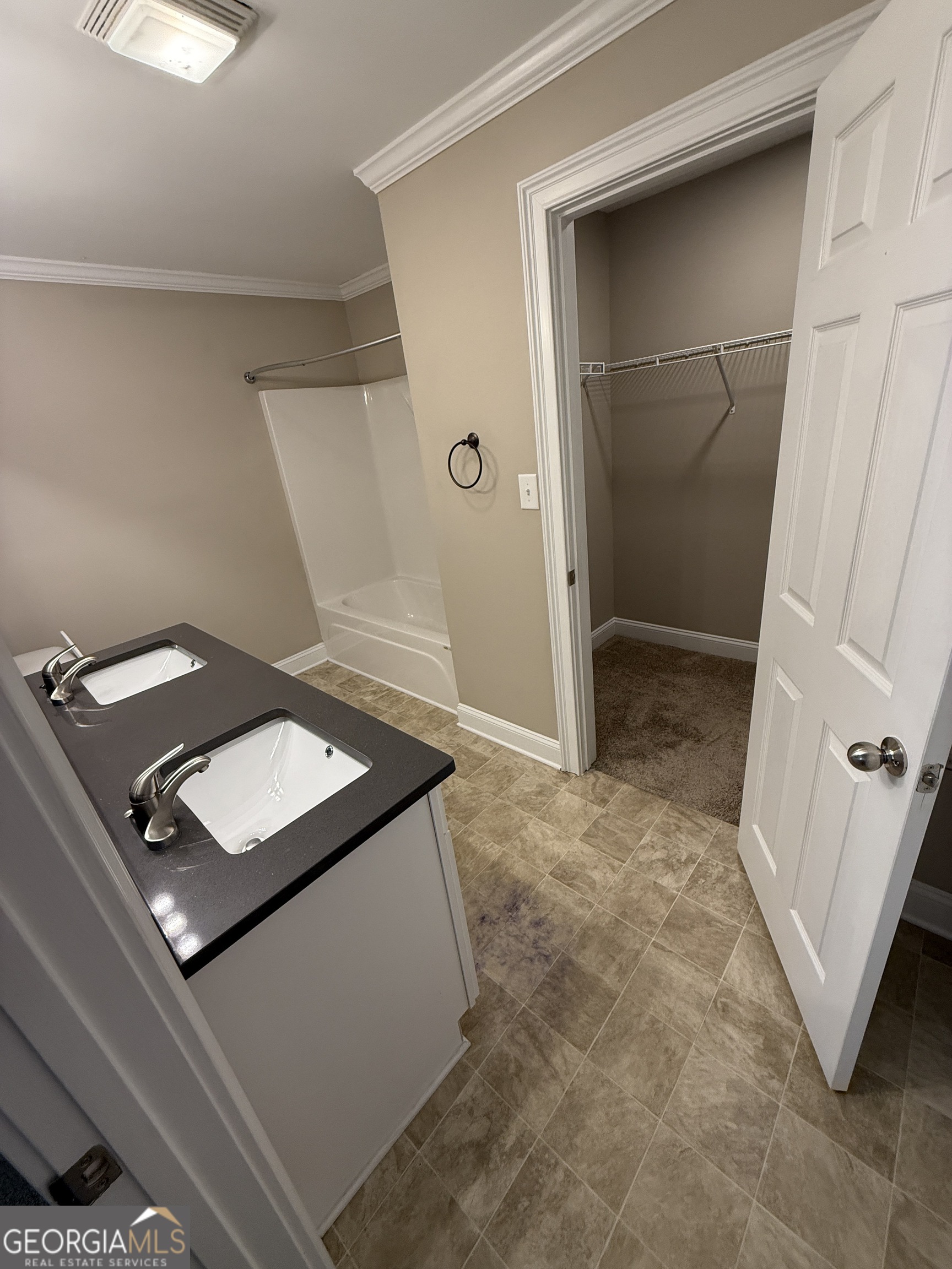 657 Athens Street Jefferson, GA 30549 - Photo 14 of 17