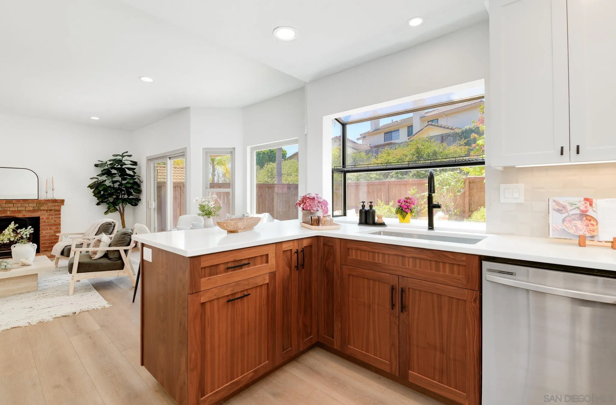 721 Summersong Lane Encinitas, CA 92024 - Photo 9 of 19