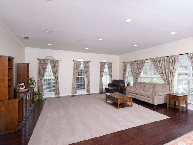 8393 Heron Drive Foley, AL 36535 - Photo 9 of 26 Living Room