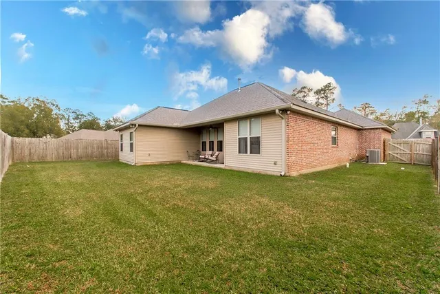 $305,000 | 44128 Halter Lane, Hammond, LA 70403
