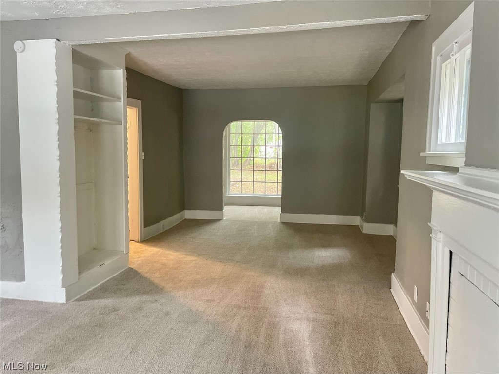 857 Aberdeen Street Akron, OH 44310 - Photo 4 of 23 Gallery Image 4