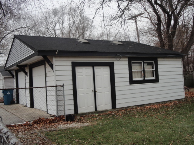 15054 Harding Avenue Midlothian, IL 60445 - Photo 6 of 20