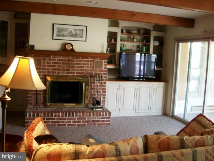 23 Timber Road Horsham, PA 19044 - Photo 4 of 21 Gallery Image 4