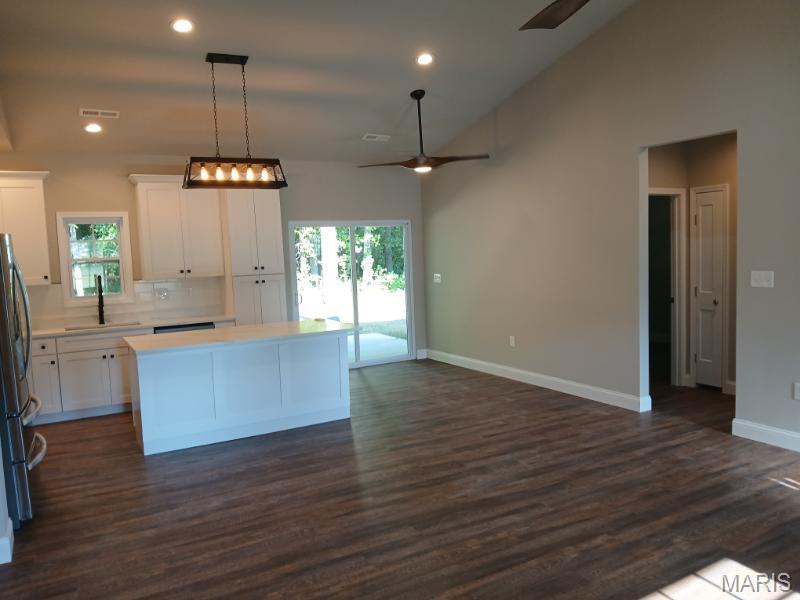 233 Ruth Harris Lane Poplar Bluff, MO 63901 - Photo 15 of 31