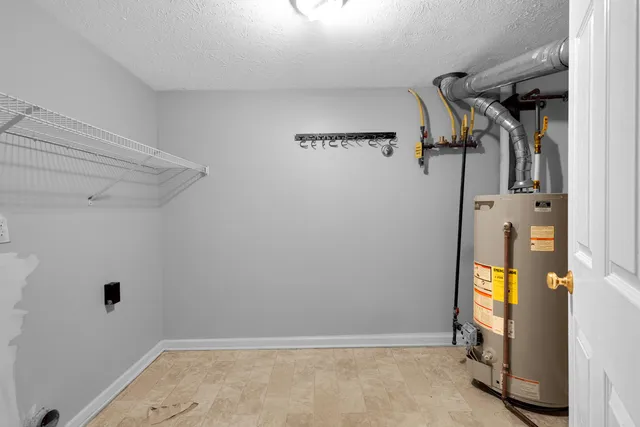 a view of walk in closet