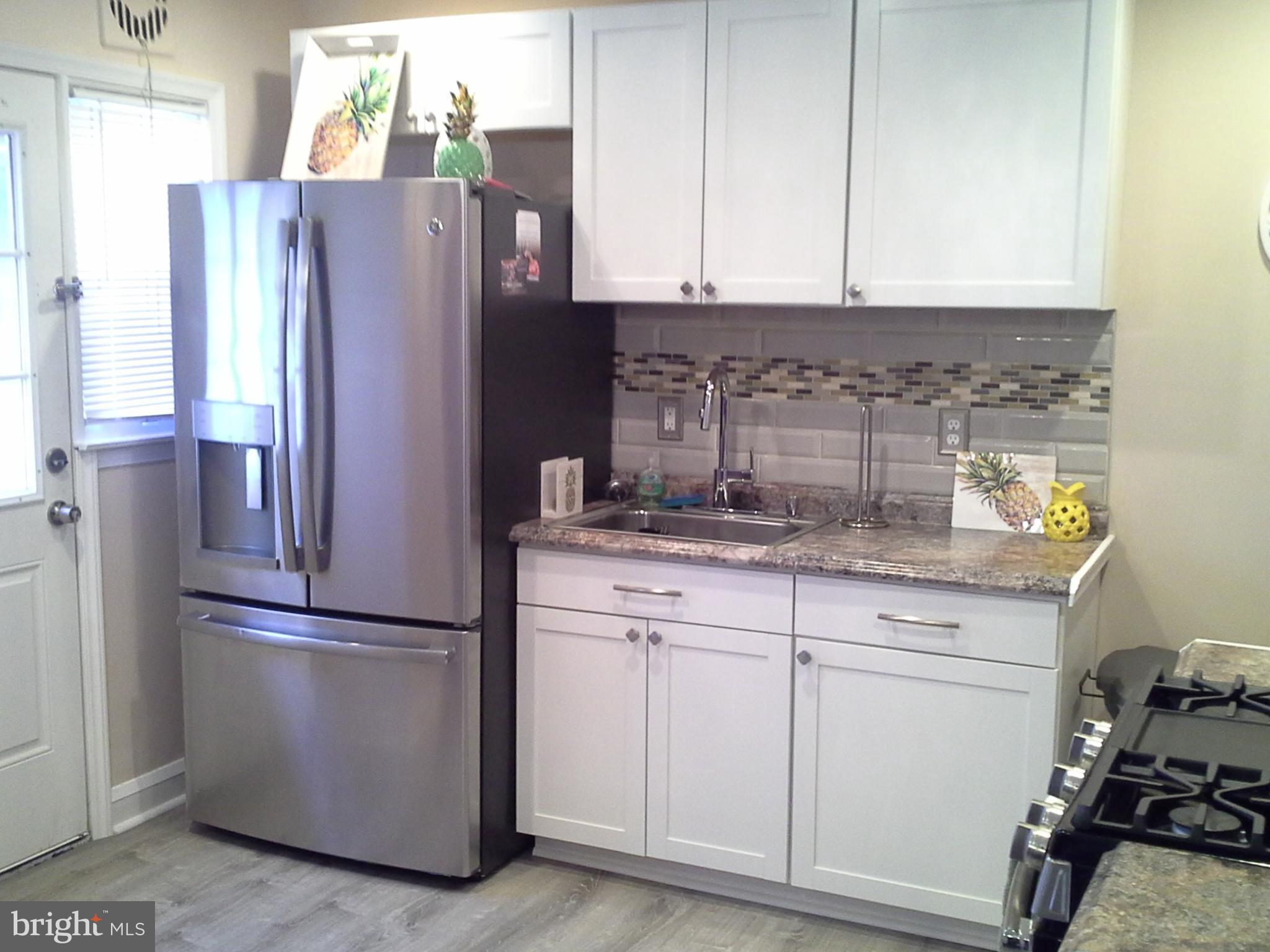 965 Middlesex Road Baltimore, MD 21221 - Photo 6 of 23 965 Middlesex Rd