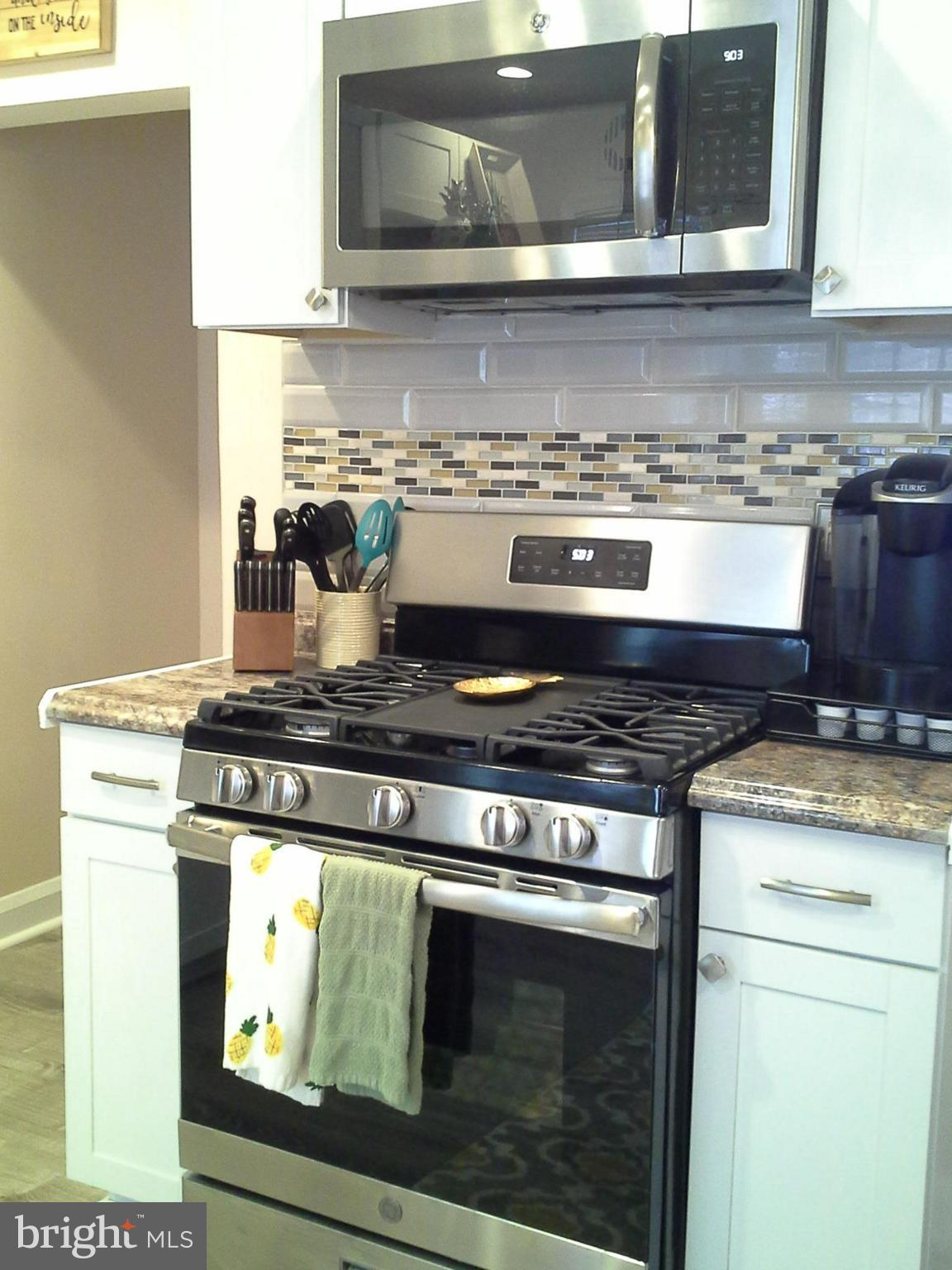 965 Middlesex Road Baltimore, MD 21221 - Photo 7 of 23 965 Middlesex Rd