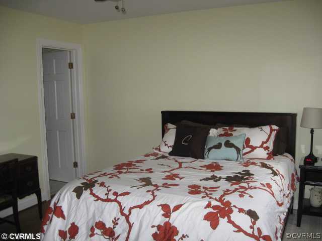 5313 Graymoss Road North Chesterfield, VA 23234 - Photo 12 of 24 Master Bedroom - First Floor bedroom