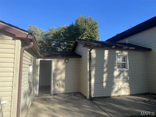 $192,000 | 889 North 1st Street, Breese, IL 62230