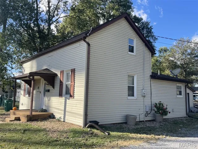 $192,000 | 889 North 1st Street, Breese, IL 62230