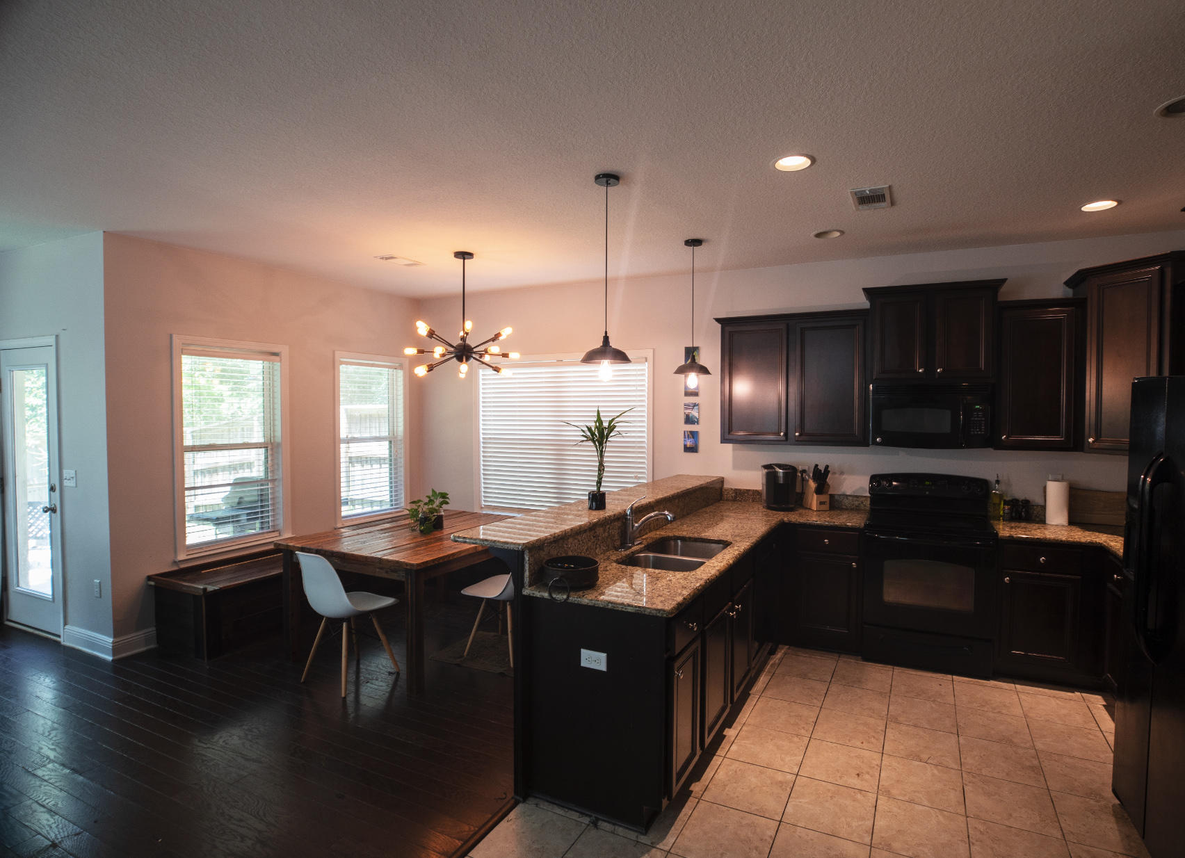 33 Hackberry Way Santa Rosa Beach, FL 32459 - Photo 5 of 16 Kitchen Dining