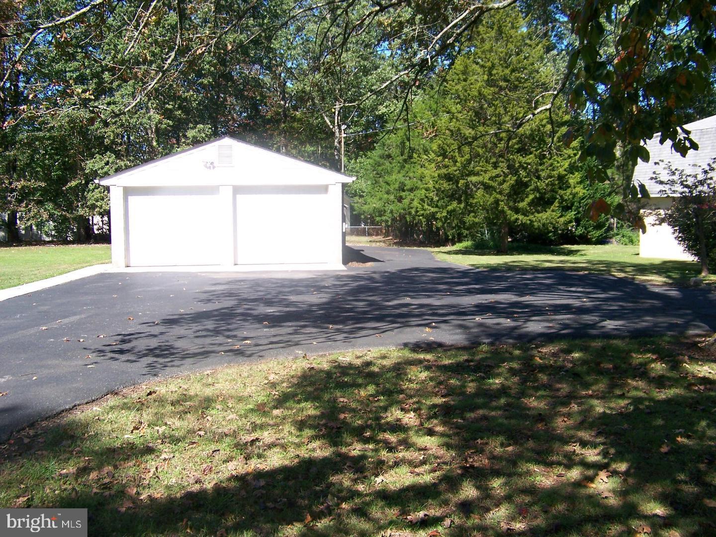 6225 Ripley Road La Plata, MD 20646 - Photo 34 of 39 Garage