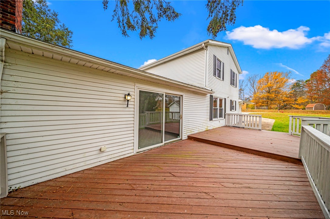 91 Paradise Road Painesville, OH 44077 - Photo 37 of 39 View of wooden deck