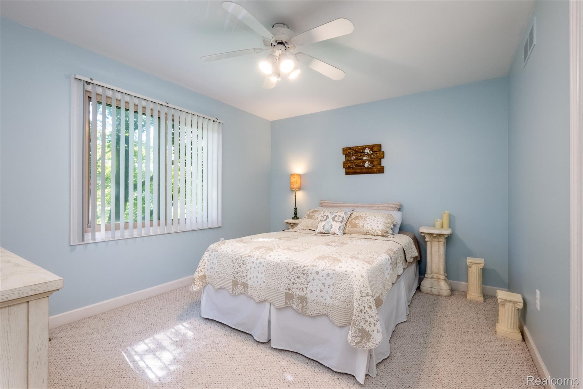 3579 Longview Avenue Rochester, MI 48307 - Photo 17 of 34 3579 Longview-17.jpg