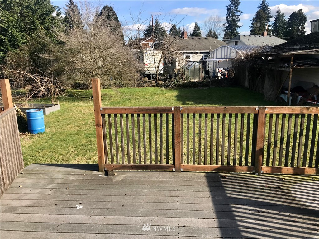 5809 Lowell Road Everett, WA 98203 - Photo 16 of 16