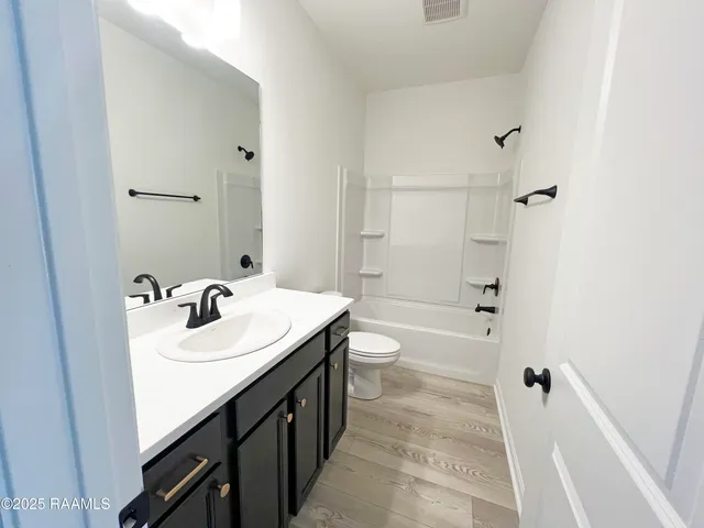 $217,190 | 102 Rosebrook Lane, Duson, LA 70529