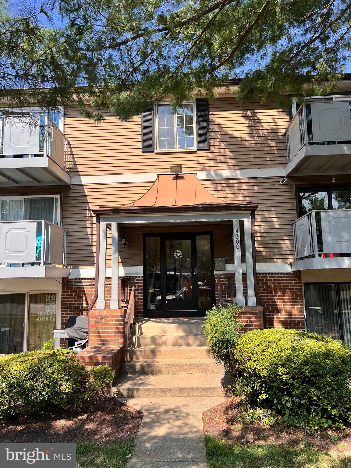 4300 Buckman Road, Unit H Alexandria, VA 22309 - Photo 1 of 19 Gallery Image 1