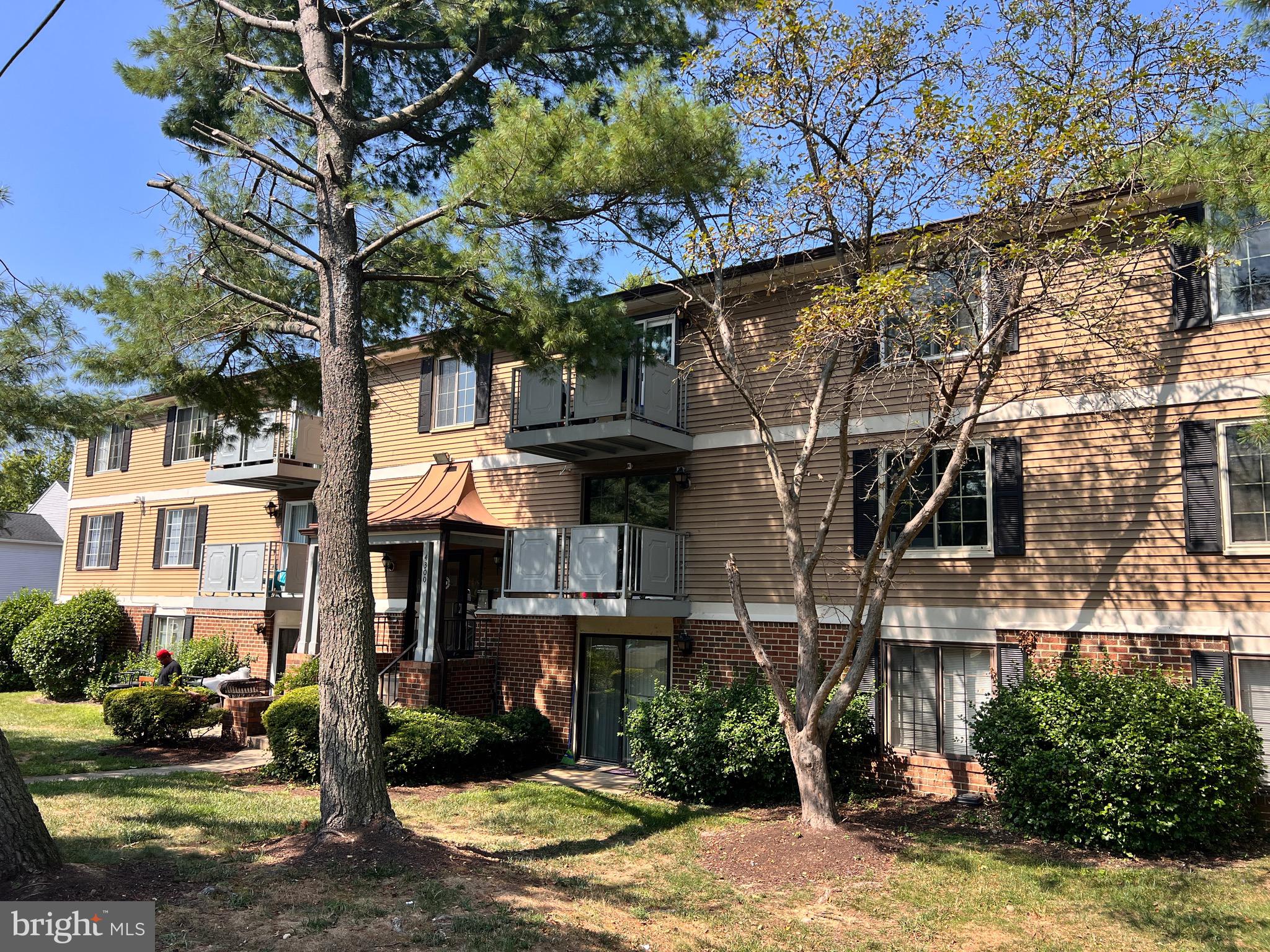 4300 Buckman Road, Unit H Alexandria, VA 22309 - Photo 3 of 19 Gallery Image 3