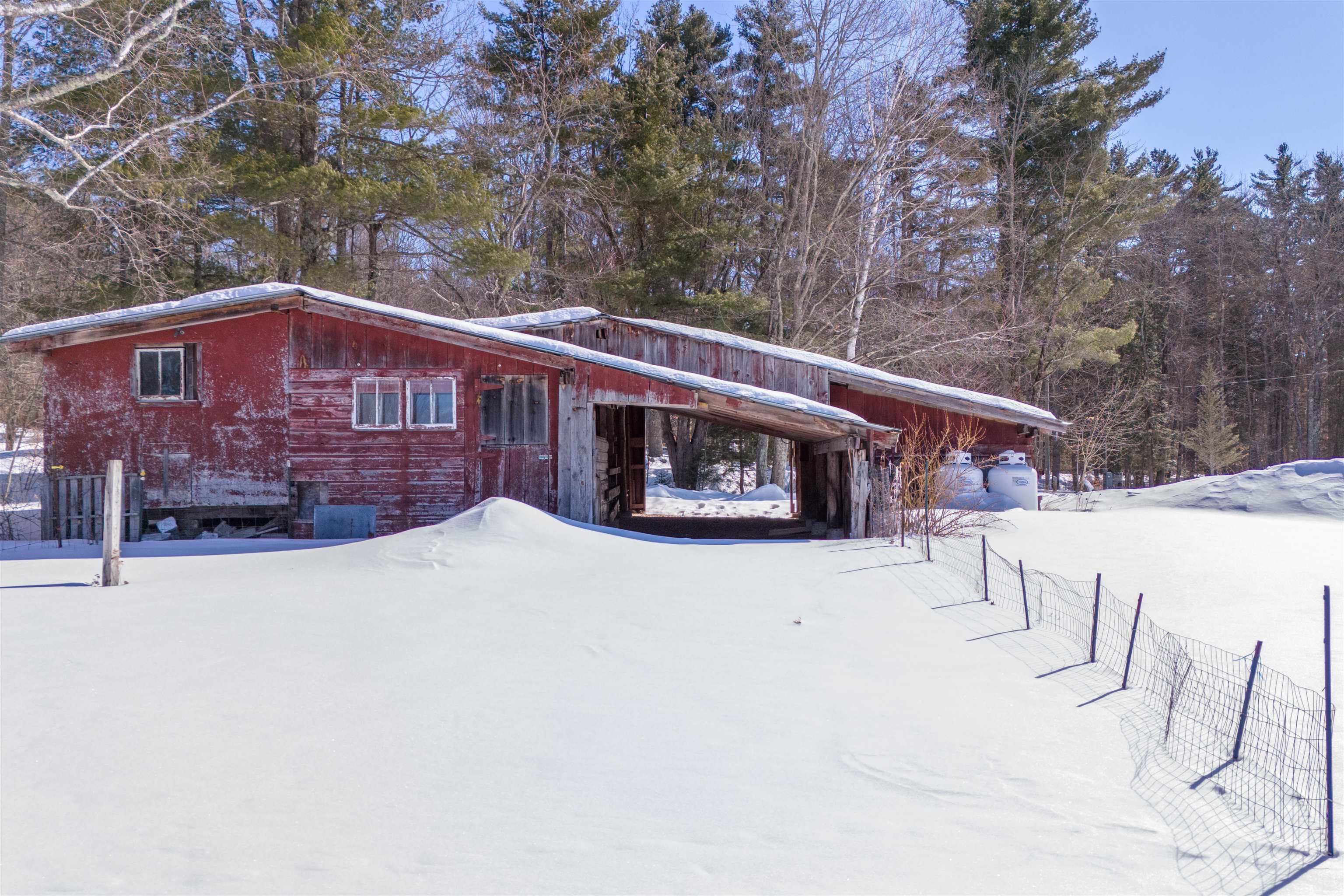 45 Effingham Road Ossipee, NH 03864 - Photo 11 of 60