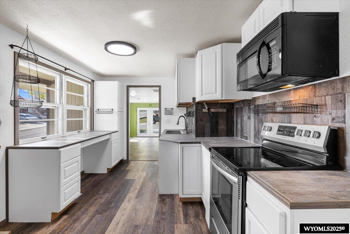 1920 Kingsboro Road Casper, WY 82604 - Photo 11 of 45