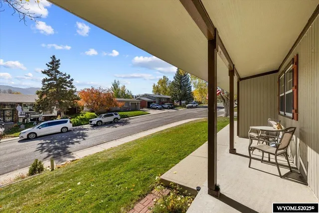 $300,000 | 1920 Kingsboro Road, Casper, WY 82604