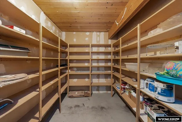 $300,000 | 1920 Kingsboro Road, Casper, WY 82604