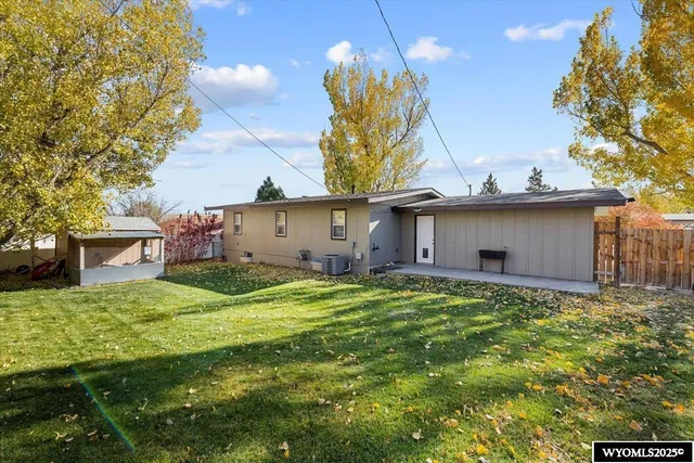 $300,000 | 1920 Kingsboro Road, Casper, WY 82604