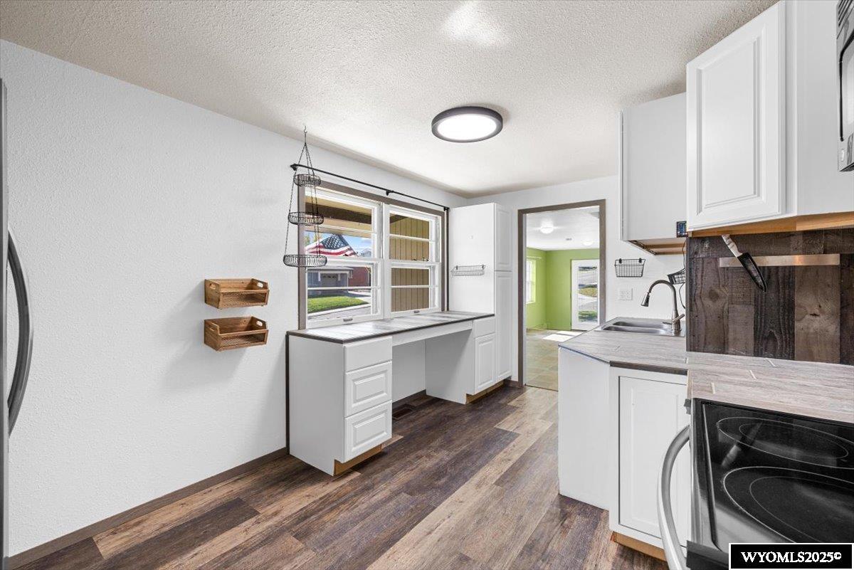 1920 Kingsboro Road Casper, WY 82604 - Photo 10 of 45