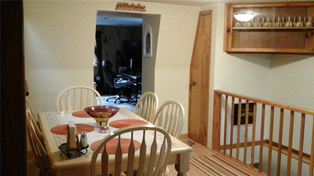 1051 Thompson Run Road Harwick, PA 15049 - Photo 8 of 19 Dining Area