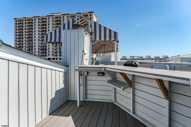 $1,495,000 | 104 South Monroe Avenue, Margate City, NJ 08402