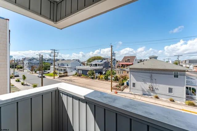 $1,495,000 | 104 South Monroe Avenue, Margate City, NJ 08402