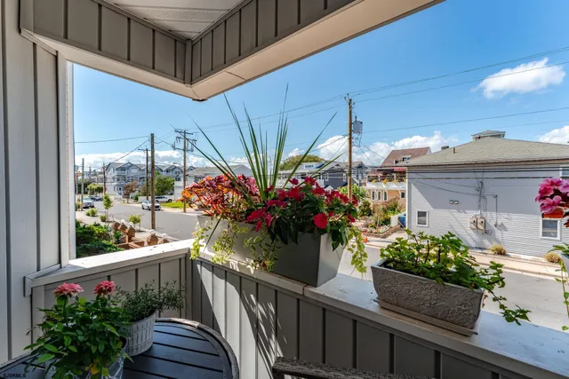 $1,495,000 | 104 South Monroe Avenue, Margate City, NJ 08402