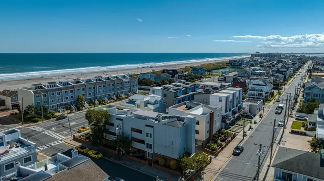 $1,495,000 | 104 South Monroe Avenue, Margate City, NJ 08402