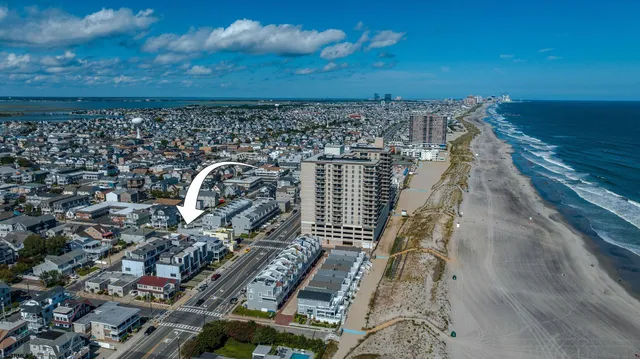 $1,495,000 | 104 South Monroe Avenue, Margate City, NJ 08402