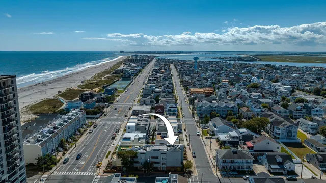 $1,495,000 | 104 South Monroe Avenue, Margate City, NJ 08402