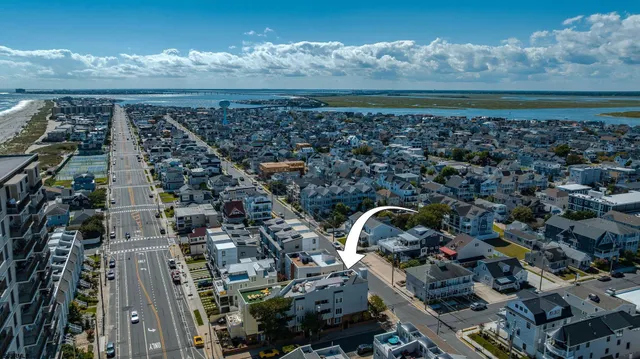 $1,495,000 | 104 South Monroe Avenue, Margate City, NJ 08402